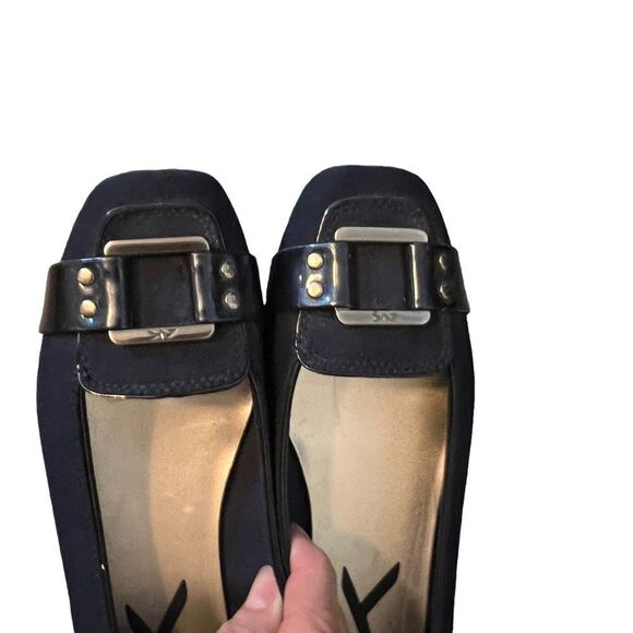 Ann Klein Airwear Port Size 8 Navy suede and patent look Flat Loafer Silver - Picture 9 of 10